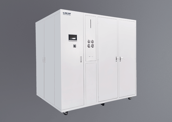 CHILLERS
（Fluid Cooling）