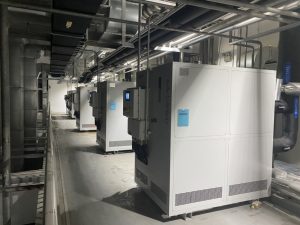 Why does the chemical synthesis process need temperature control?